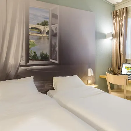 Poitiers 1 Futuroscope 2* Chasseneuil-du-Poitou