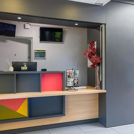 Poitiers 1 Futuroscope Hotel 2*