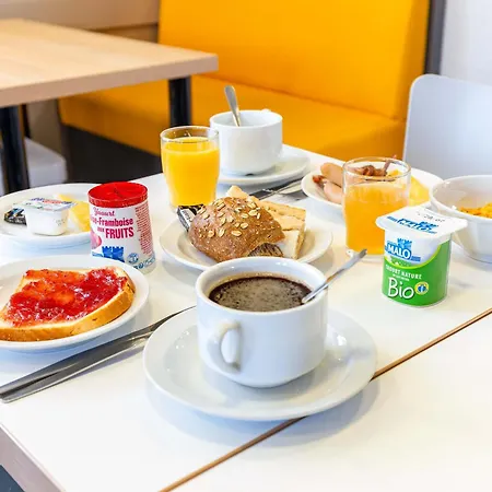 Hotel Poitiers 1 Futuroscope 2*