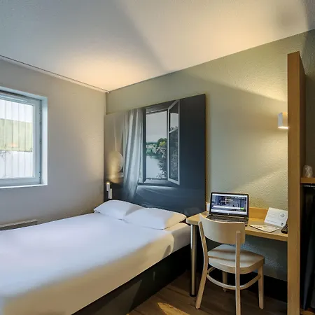 Poitiers 1 Futuroscope 2* Chasseneuil-du-Poitou