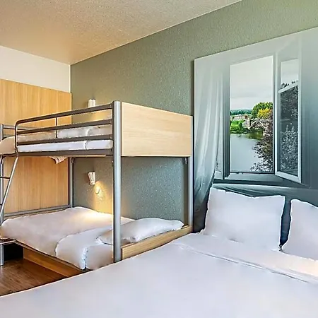 Hotel Poitiers 1 Futuroscope 2*