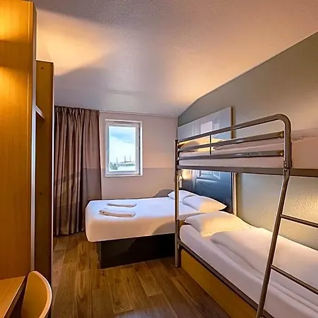 Hotel Poitiers 1 Futuroscope 2*