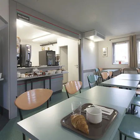 Poitiers 1 Futuroscope 2* Chasseneuil-du-Poitou