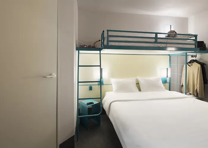 Hotel Poitiers 1 Futuroscope 2*