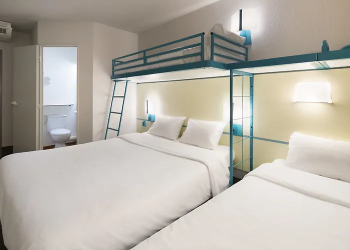 Poitiers 1 Futuroscope 2* Chasseneuil-du-Poitou