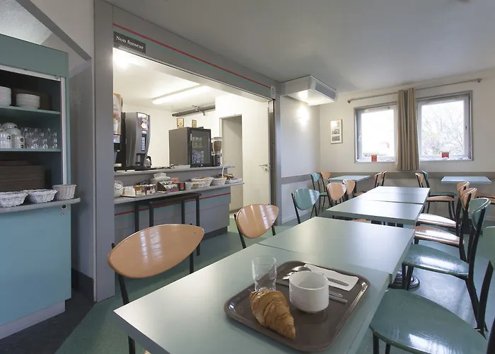 Poitiers 1 Futuroscope 2* Chasseneuil-du-Poitou